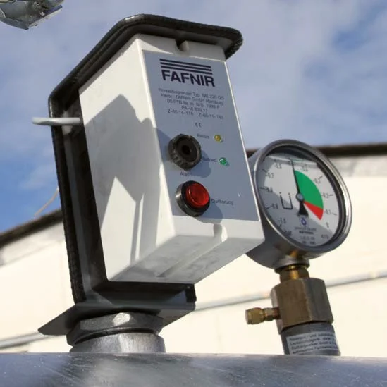 Protezione contro il riempimento eccessivo SE-Ü-40, Druckregler, Druckmesser, Ventil, Bedienfeld, Industrielle Ausrüstung