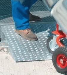 Verzinkte Auffahrrampe für Umweltdepot – Tragkraft 450 kg, Rollschuh, Kleinstrad, Metallplattform, Pferdchenrad, Blau?