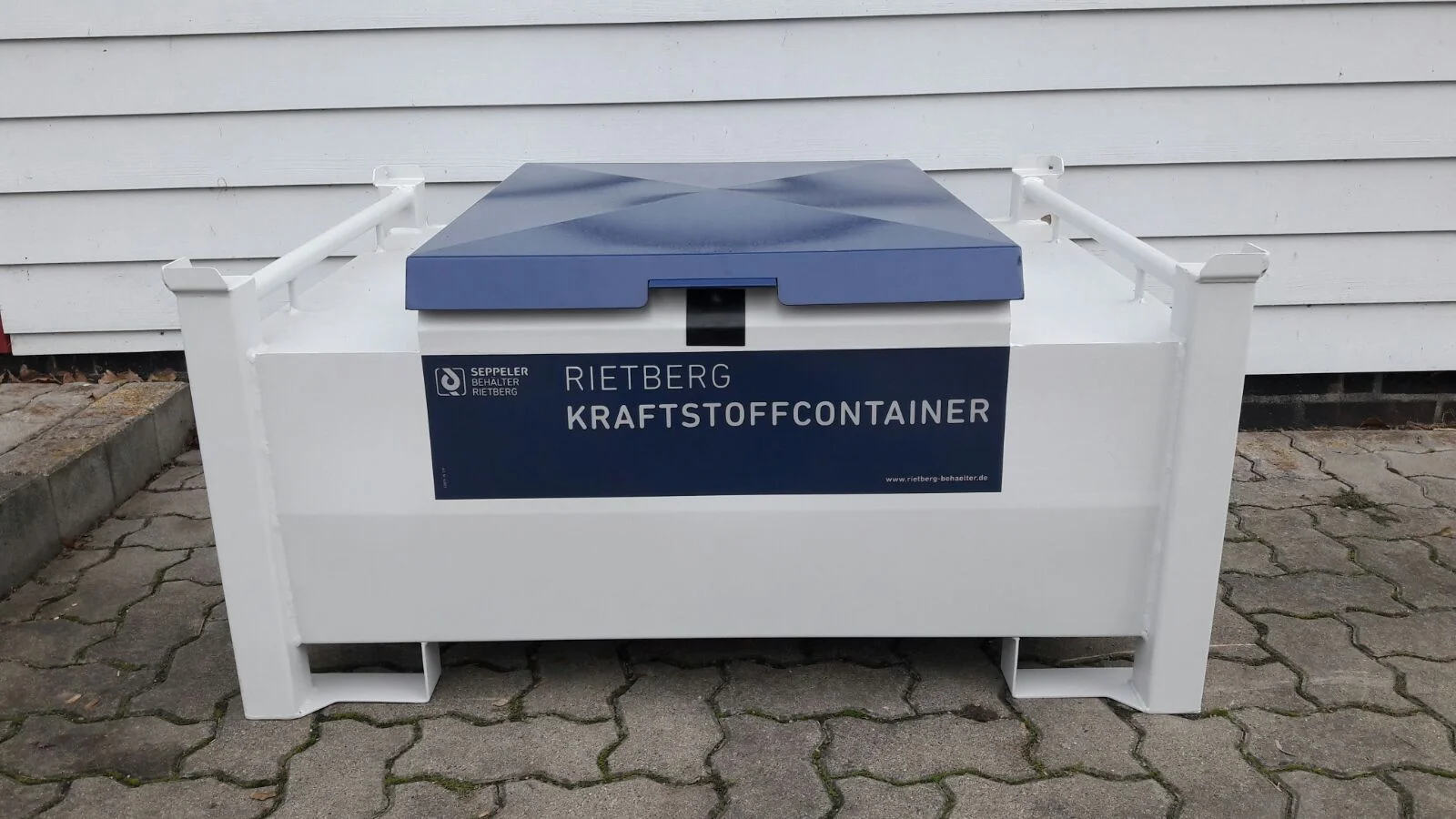 Contenitore di carburante CONTY eco 200 - Stazione di rifornimento mobile per diesel Rietberg